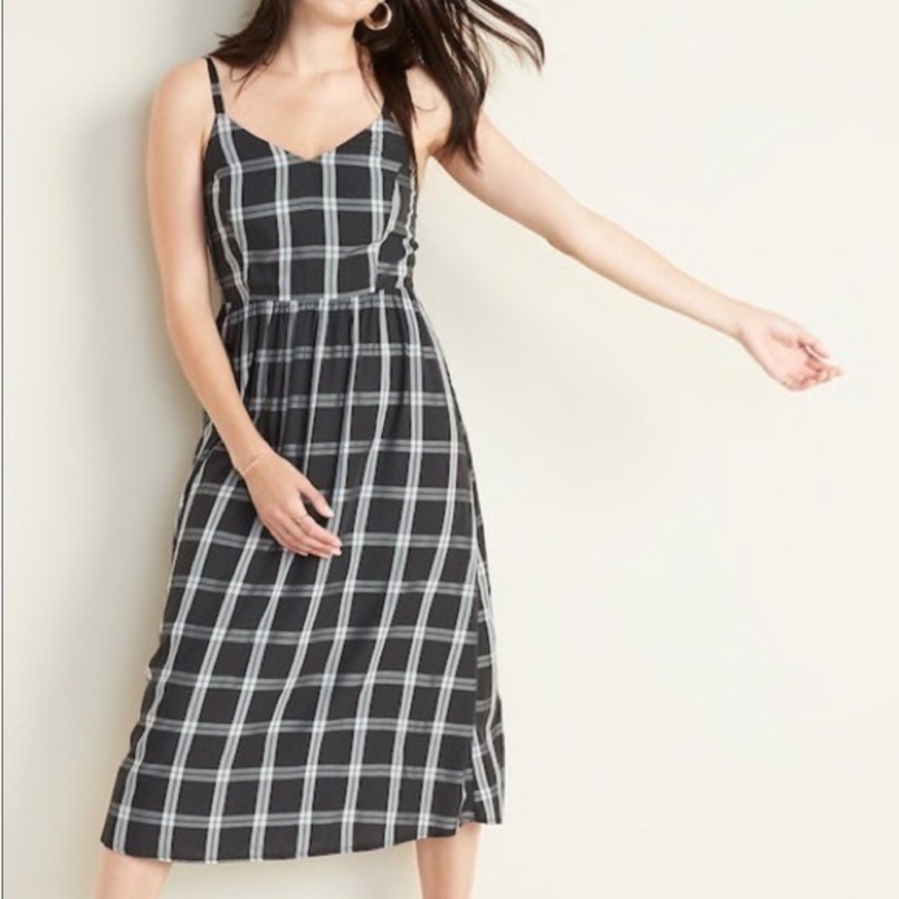 Old Navy Plaid Midi Dress